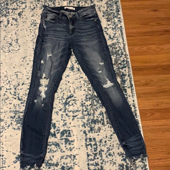 KanCan Denim - KanCan Ripped Skinny Jeans size 26/5